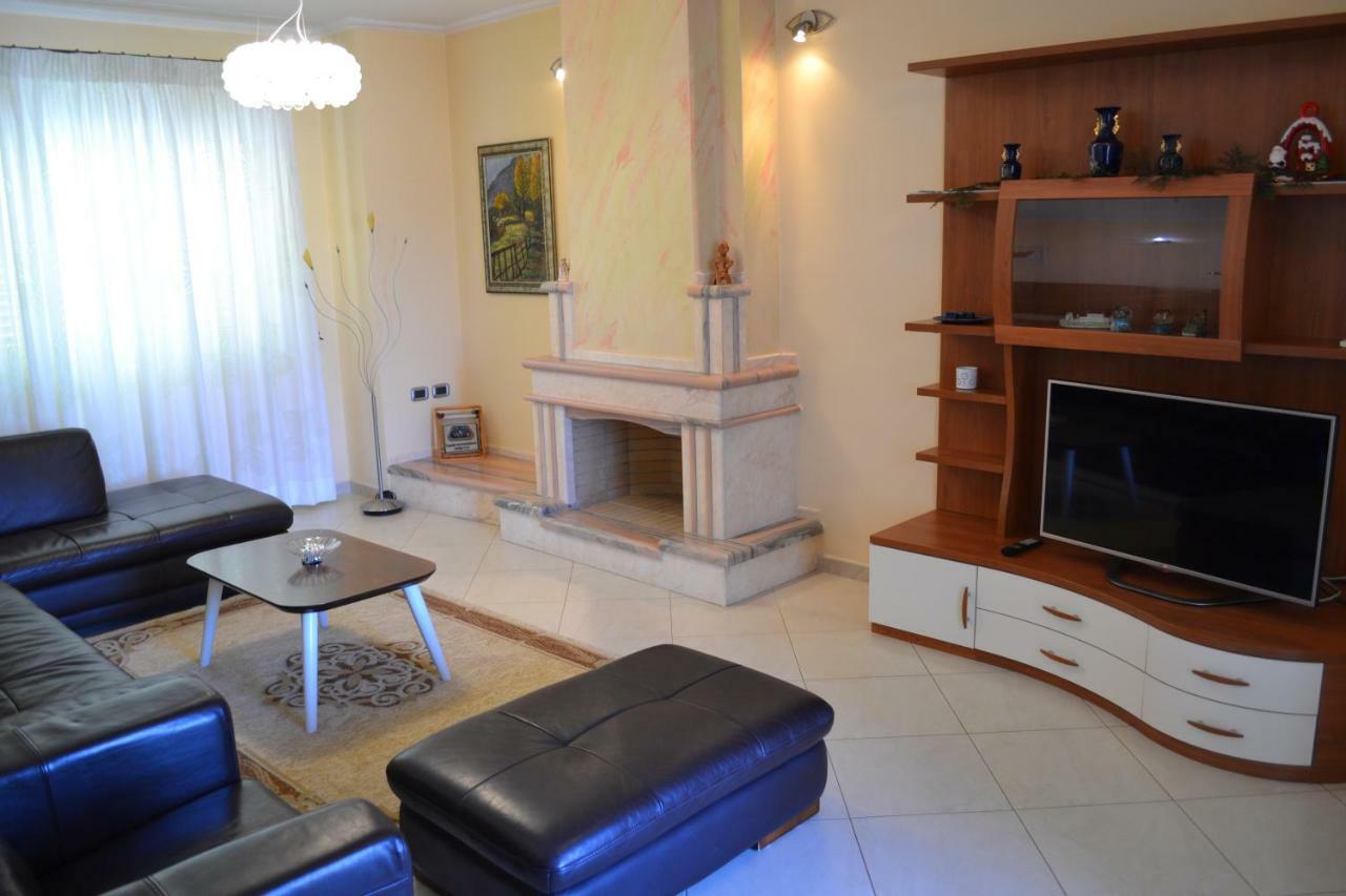 Penthouse 4 Bedrooms Apartment Vlorë Exterior foto